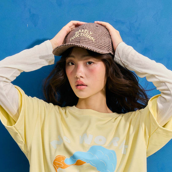 BARELY FUNCTIONAL WOOL CAP - Brown